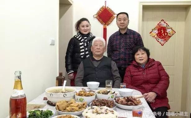 我月入三萬,養著全家人,媽生日回去一趟,婚姻走到了盡頭
