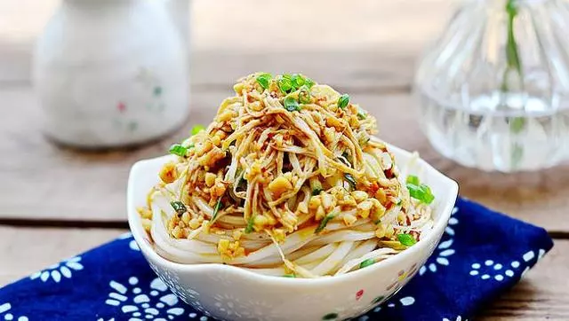7道養胃早餐面,早起八分鐘給自己煮一碗,舒服一整天!還省錢~