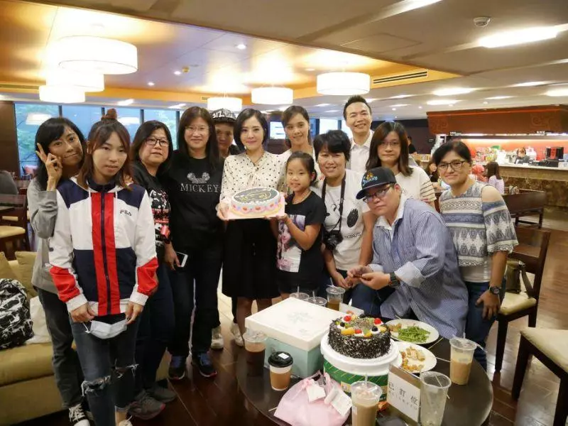 李亮瑾交往一個月就跟張峰奇談結婚!「想生孩子」甜曝男友為她改變2件事:很慶幸這時候遇到他