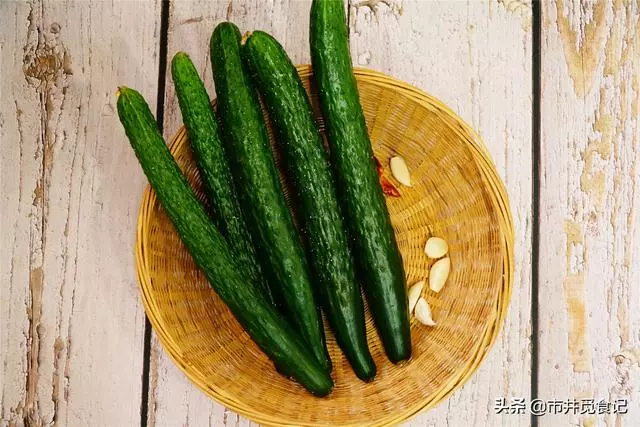 奶奶用了30年的醬黃瓜秘訣,每到夏天都做20斤,喝粥絕配 !