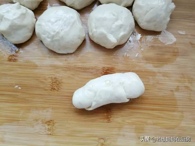 無需烤箱,教你做外酥里軟的芝麻燒餅,涼透也不硬,學會可以開店