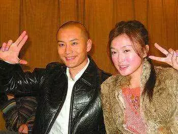 黃曉明白睡她四年,最後還索要千萬分手費,如今樣貌讓撿了破鞋的黃曉明後悔不已!