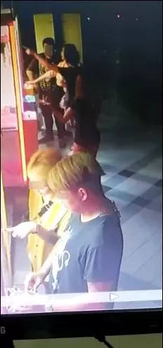 ( 新山 ) 撬開夾娃娃機偷手錶 全程被 CCTV 攝下