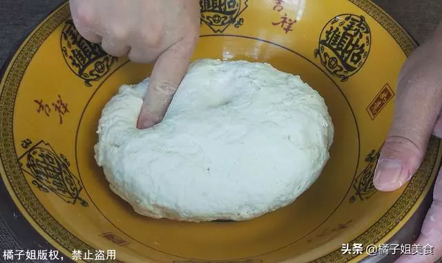麵條我從來不買,教你秘制新做法,一根面煮一鍋,連吃10天也不膩