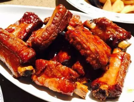 糖醋排骨,先放糖還是醋?廚師長:都不對!這樣做排骨肉酥骨香