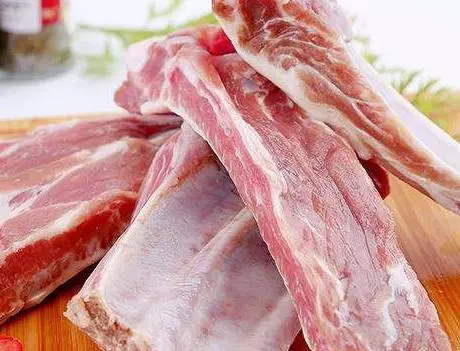 糖醋排骨,先放糖還是醋?廚師長:都不對!這樣做排骨肉酥骨香