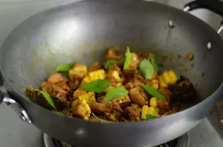 教你自製美味的三杯雞,雞肉加它一起燉,味道鮮極了,健康又營養