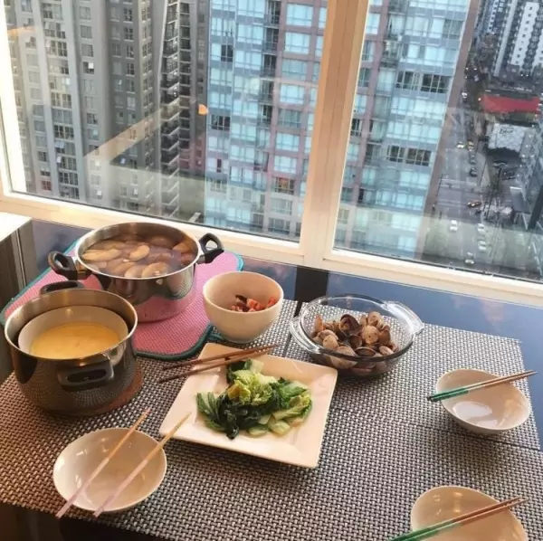 「開心鬼」李麗珍女兒長大了!20歲近照曝光「完美繼承媽媽優良基因」!
