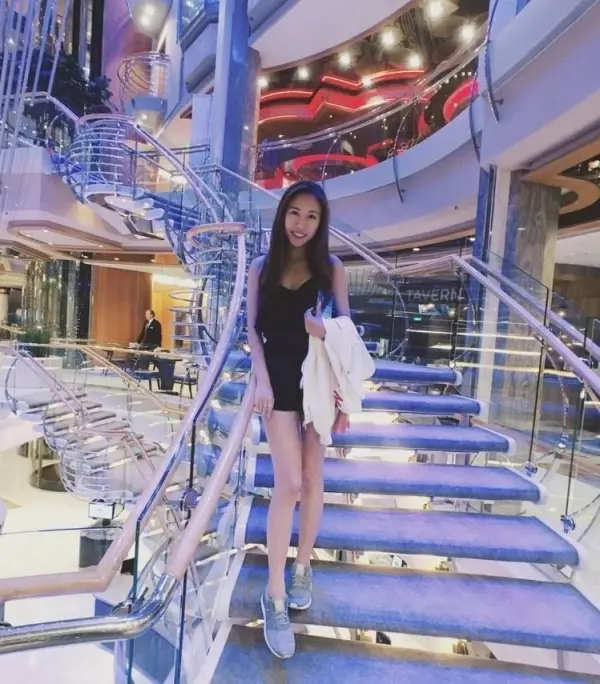 「開心鬼」李麗珍女兒長大了!20歲近照曝光「完美繼承媽媽優良基因」!