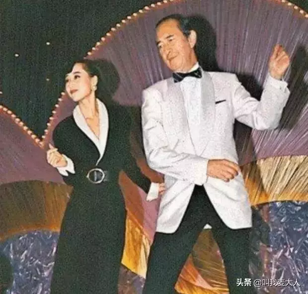 「50年難遇美人」迷倒賭王拒絕成龍 李連杰為她「拋妻棄女」不昔代價!