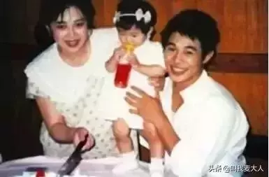 「50年難遇美人」迷倒賭王拒絕成龍 李連杰為她「拋妻棄女」不昔代價!