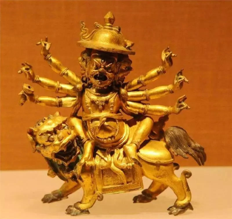 睡覺前枕頭底下【放好一物】,你的錢會多到 錢包裝不下!