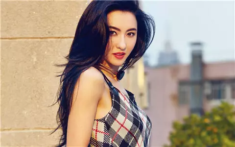命苦福祿薄的六種女人面相, 一輩子都在操勞,難享清福