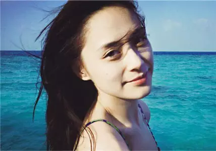 命苦福祿薄的六種女人面相, 一輩子都在操勞,難享清福
