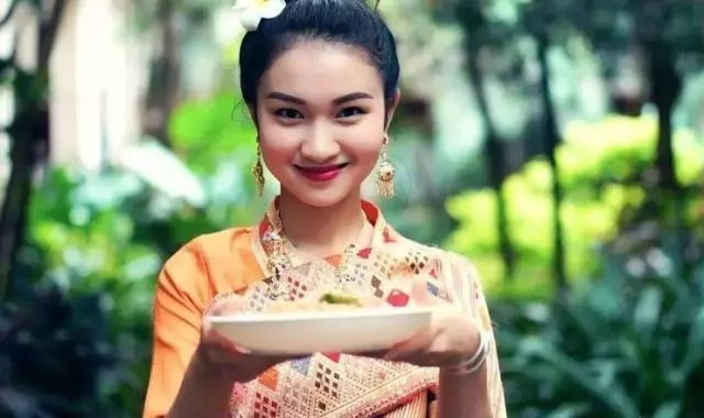 寮國導遊叮囑:當地美女問要不要「吸菸」,當心,有「隱藏」含義!