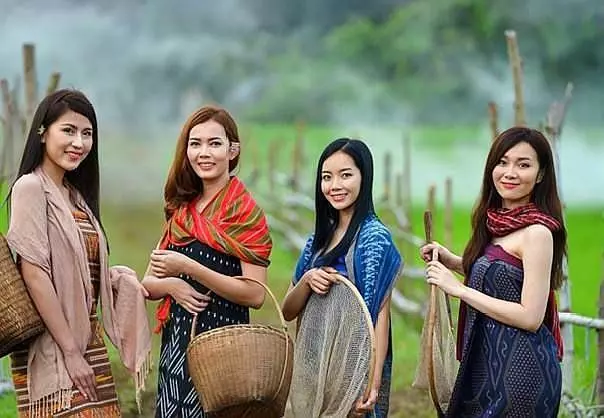 寮國導遊叮囑:當地美女問要不要「吸菸」,當心,有「隱藏」含義!