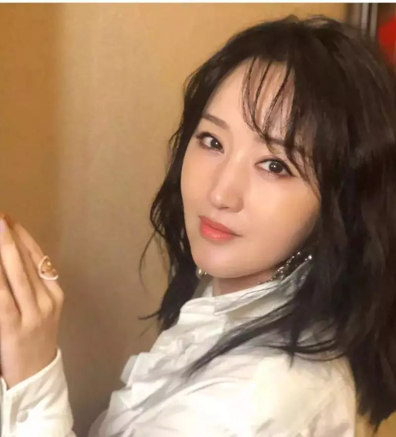 被傳包養3年,墮胎4次,消失10年,46歲的她活成了女人最想要的樣子!