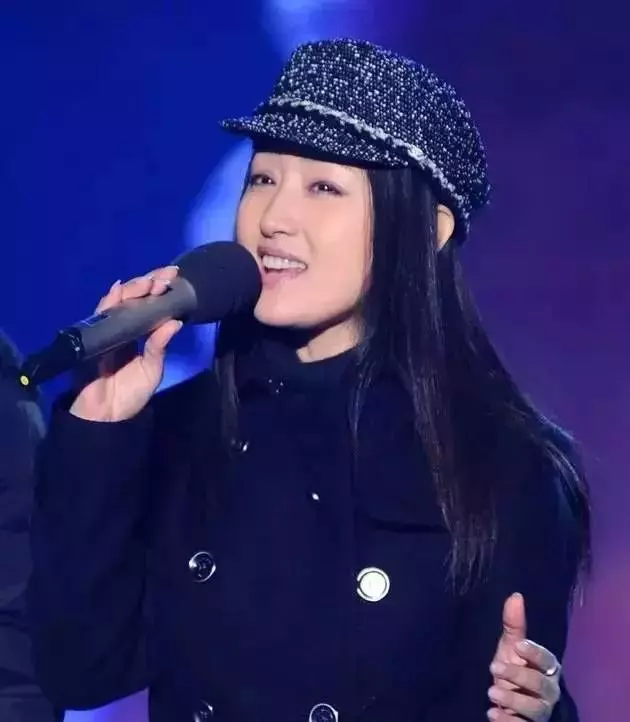 被傳包養3年,墮胎4次,消失10年,46歲的她活成了女人最想要的樣子!