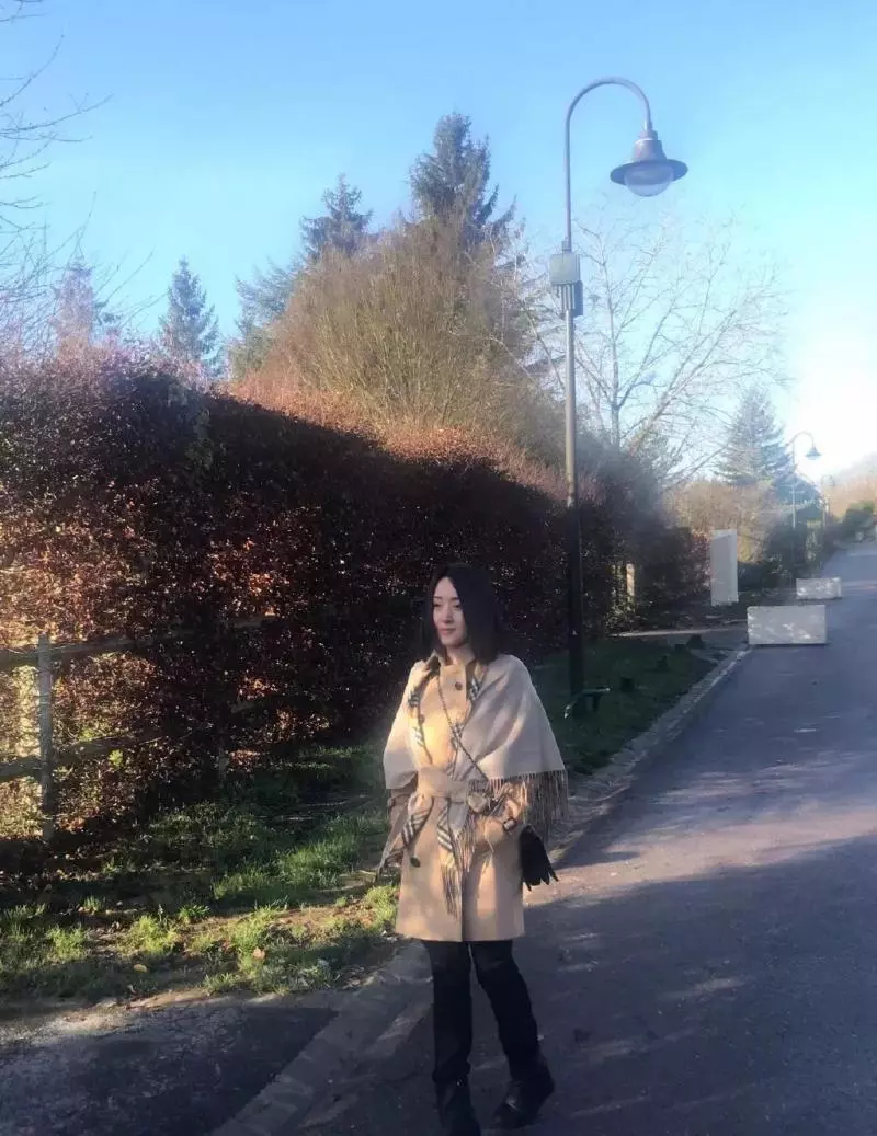 被傳包養3年,墮胎4次,消失10年,46歲的她活成了女人最想要的樣子!