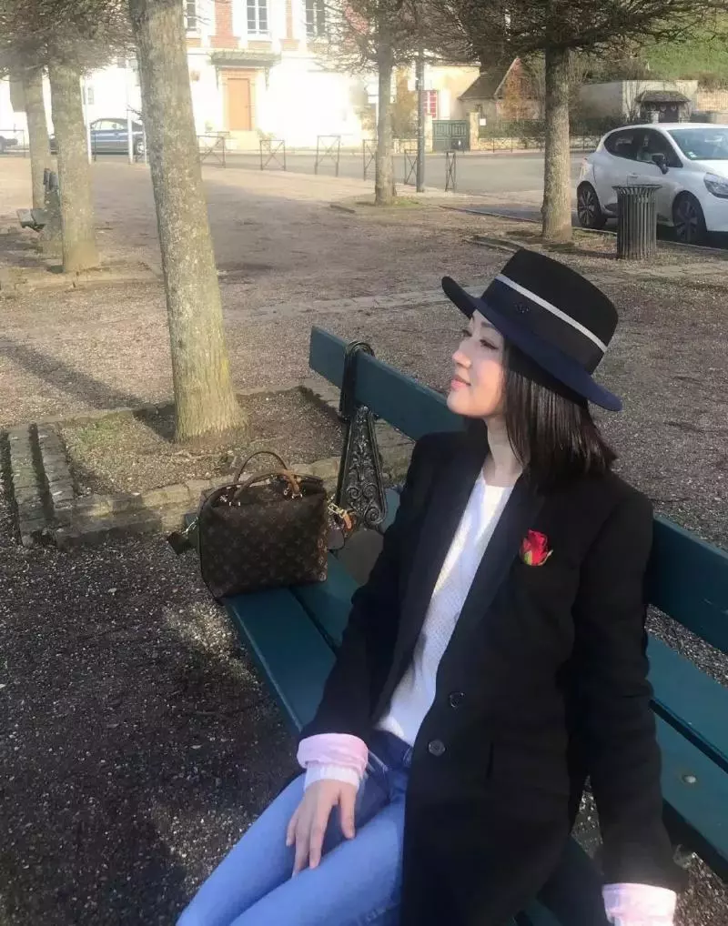 被傳包養3年,墮胎4次,消失10年,46歲的她活成了女人最想要的樣子!