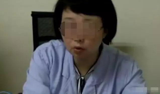 女孩將「玩具」塞入體內,父母趕緊送醫,手術取出這個東西!