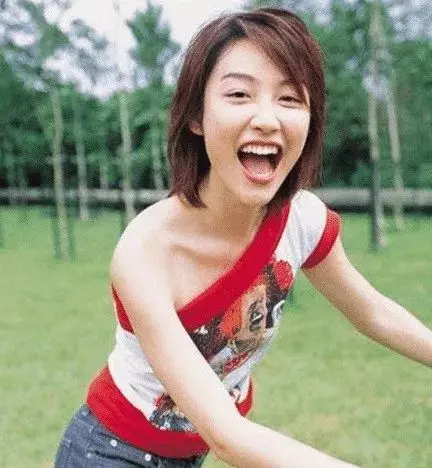 陳冠希讓這些人一夜之間身敗名裂,其中最對不起的六位女人!