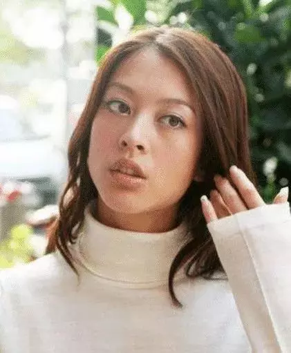陳冠希讓這些人一夜之間身敗名裂,其中最對不起的六位女人!
