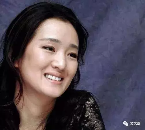 鞏俐為何要選70歲法國人當男友?其閨蜜說出了讓人不敢信的實情!
