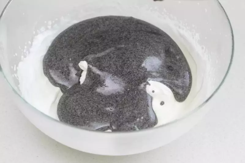 網紅椰子灰雪糕,手把手教你做,3分鐘就能學會!