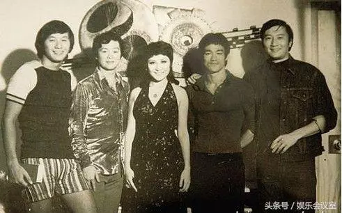 70歲歌神「許冠傑」,18歲早婚真相曝光,52年只愛她一人!