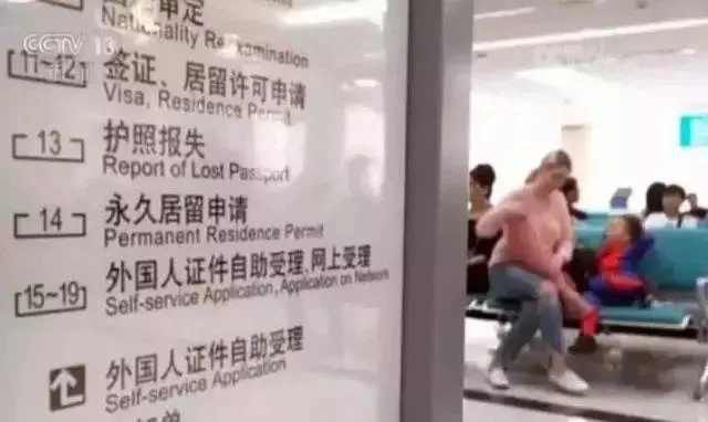重磅!8月1日起,新加坡籍華人滿足這一條件,就能拿中國綠卡