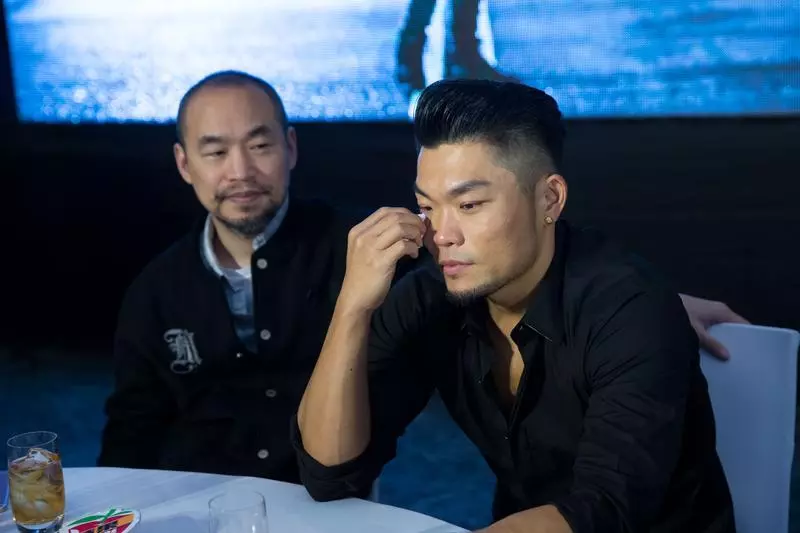 瞞婚3年!!終於公開了~連麻吉大哥都不知婚訊....李玖哲淚崩認娶相馬茜從一開始.....!