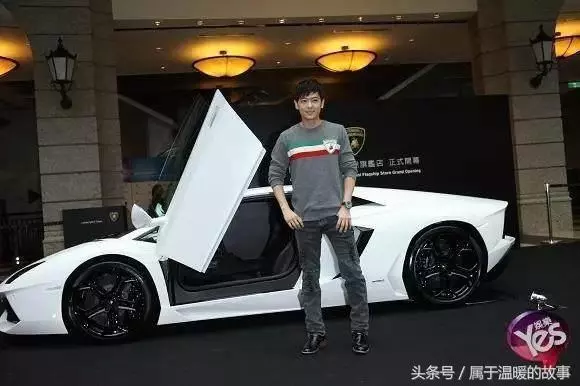明星豪車大曝光:范爺最霸氣,迪麗熱巴最可愛,鹿晗最豪氣!