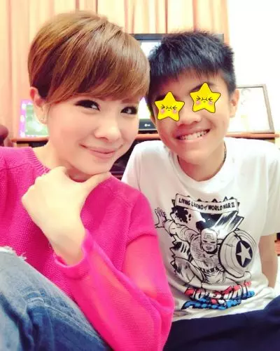 顏江翰「超正女友」竟有一個16歲大的兒子!而且長得超~級~帥!網民: 基因真的是Excellent❤!…