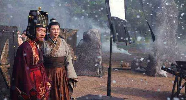 女子含冤而死,臨刑前發了三個毒誓,居然全部應驗!劊子手:我決定從此金盆洗手!