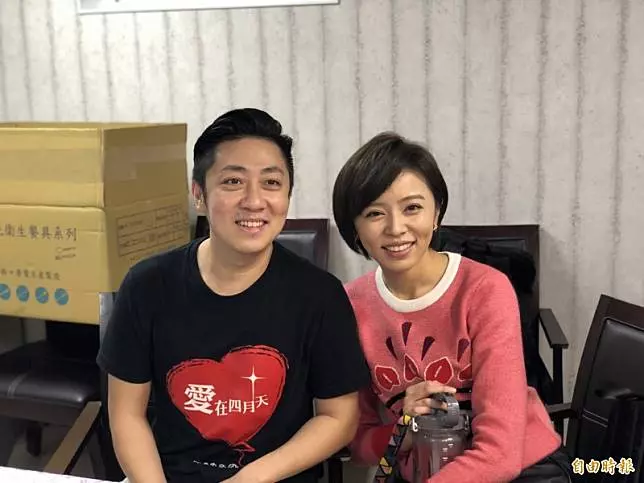 切了8年戀情!王瞳爸爸默認「其實蠻美送艾成」 無法認同他「早就一年沒見面」:分手也不感到惋惜
