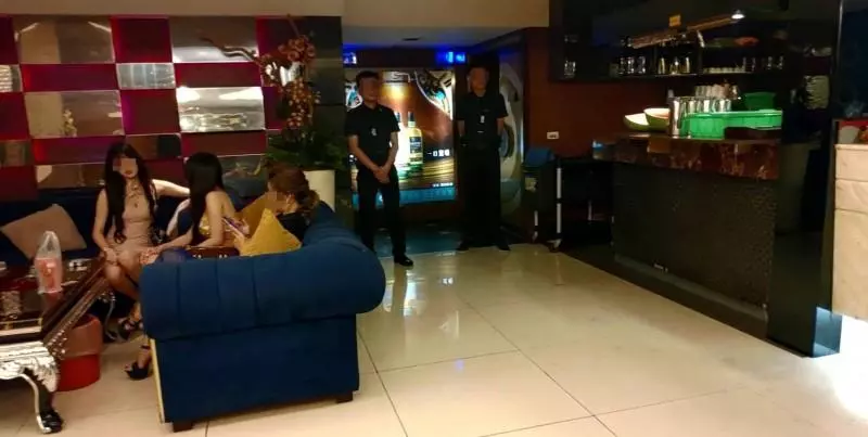 新警局長展鐵腕!南警抄脫衣陪酒店 4小姐一絲不掛 - 社會 - 自由時報電子報