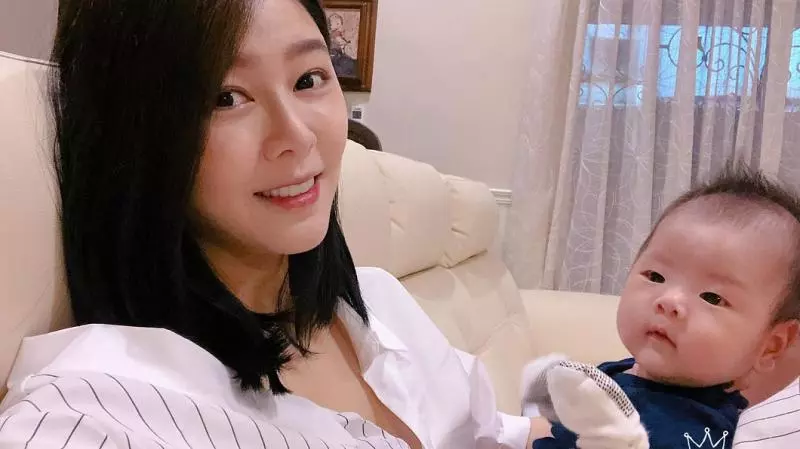才剛生完3個月!白家綺神恢復「高中少女身材」 包緊緊參加婚禮「仙氣藏不住」粉絲驚:美呆了