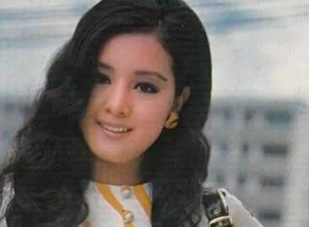 求婚3次點頭嫁豪門「婚後苦忍丈夫出軌43年」 晚年「獨得70多億遺產」情婦拿不到半毛