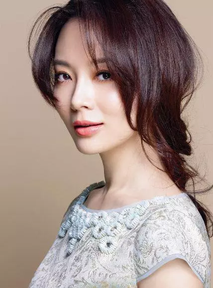 女人40多歲別再留「黑長直」,試試這5種髮型,尤其第二種大媽變貴婦…
