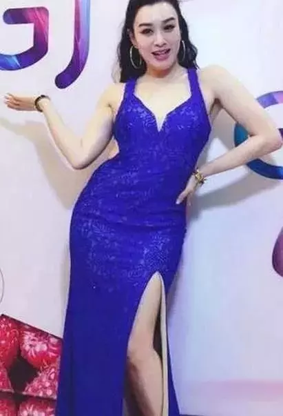 鍾麗緹發胖!包臀裙都撐爆了,網友:張倫碩怎麼受得了!