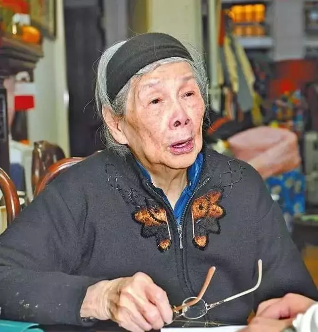 梅艷芳為何不把遺產全留給93歲老母親,哥哥還不如一條狗!