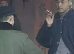 踢向華強板凳,捏成龍臉,摸張學友的頭,還有什麼是他不敢的?
