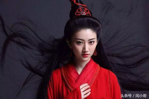 黑幫都「惹不起」的6位女藝人,背景強大到你無法想像,尤其是第3位!