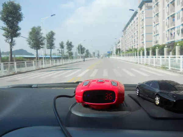 車內應該扔掉的四樣東西!不僅危險,被交警查到還會罰款哦~