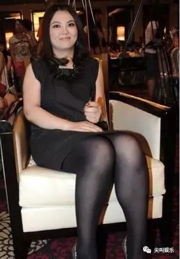 不敢相信李湘的腿和肚子已成這模樣,可最後一張卻讓媒體都驚了!