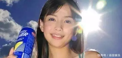 女明星年輕時的模樣:范冰冰13歲拍廣告,楊冪從小美到大,網友:看到昆淩我羨慕了!