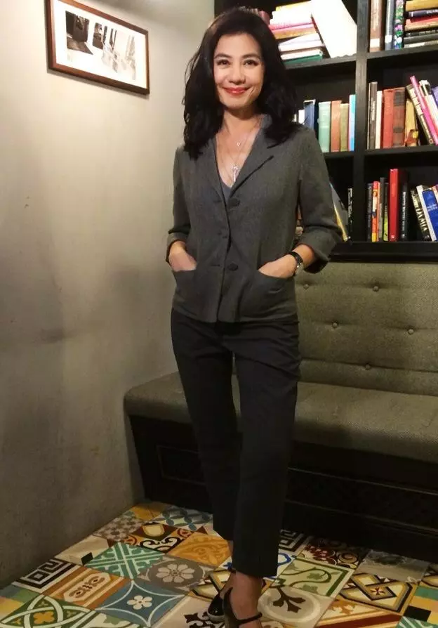 鍾楚紅老公去世10年後,心甘情願守寡10年,曝光因為這個原因「不能再婚」!
