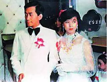當年她誇下海口「傾盡百億身家也要和黎明再一起」,想不到這位富婆如今過著這樣的生活!