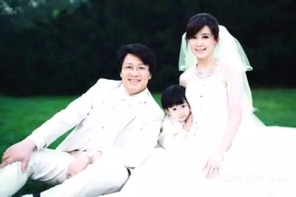 48歲孟庭葦離婚後遭前夫狂追,仍然清純似少女 !